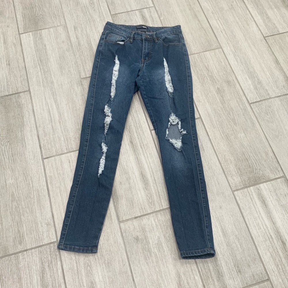 Fashion Nova ripped skinny jeans